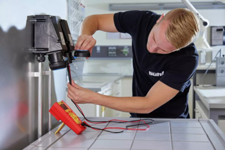 Wiha digitale multimeter tot 600 V AC, CAT IV
