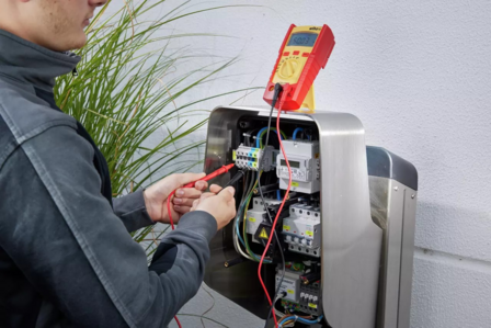 Wiha digitale multimeter tot 600 V AC, CAT IV