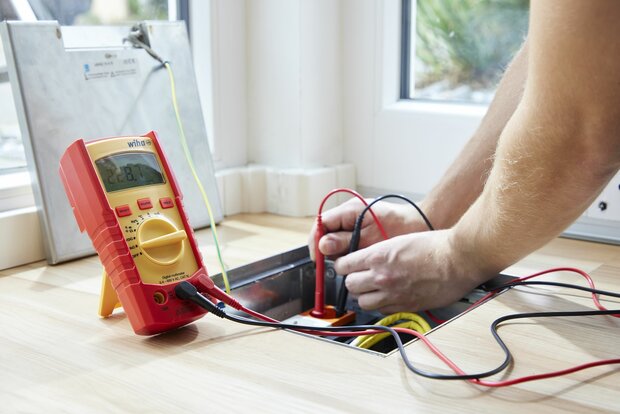 Wiha digitale multimeter tot 600 V AC, CAT IV