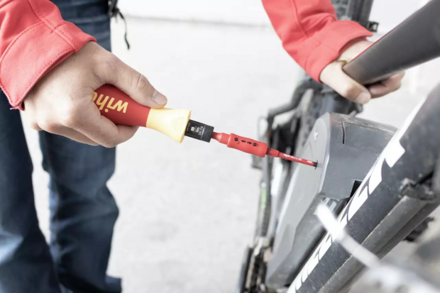 Wiha Momentschroevendraaierset TorqueVario&reg;-S electric 0,8-5,0 Nm PlusMin/Pozidriv 5-delig 38074