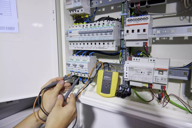 Wiha Draaiveldmeter-richtingaanwijzer 100 - 700 V AC, CAT IV